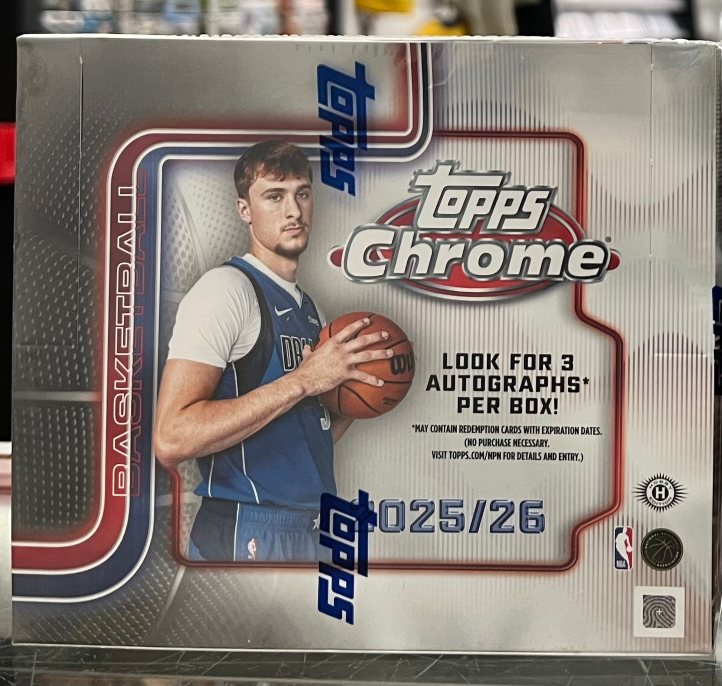 2025 TOPPS NBA CHROME BASKETBALL SEALED JUMBO BOX- 3 AUTOS- GOLD LOGOMAN? $1050