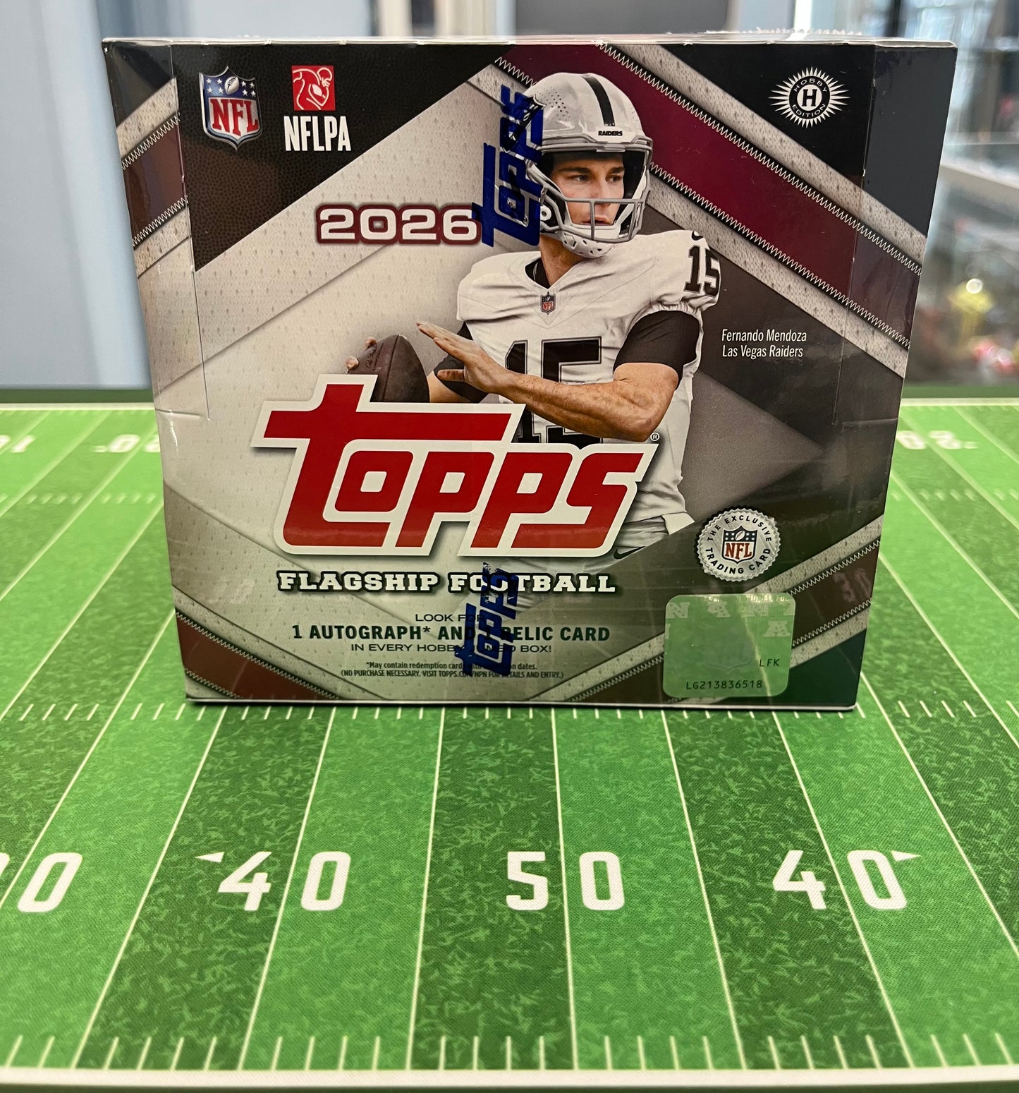 2026 TOPPS NFL FLAGSHIP FOOTBALL SEALED JUMBO BOX $395