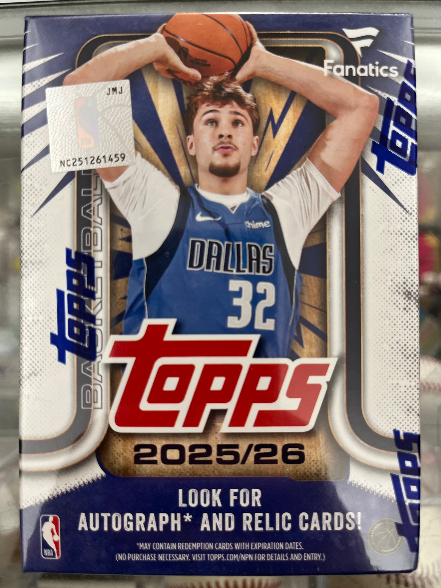 2025-26 TOPPS BASKETBALL RARE FANATICS SEALED BLASTER BOX $44 (find special memorabilia inserts!)