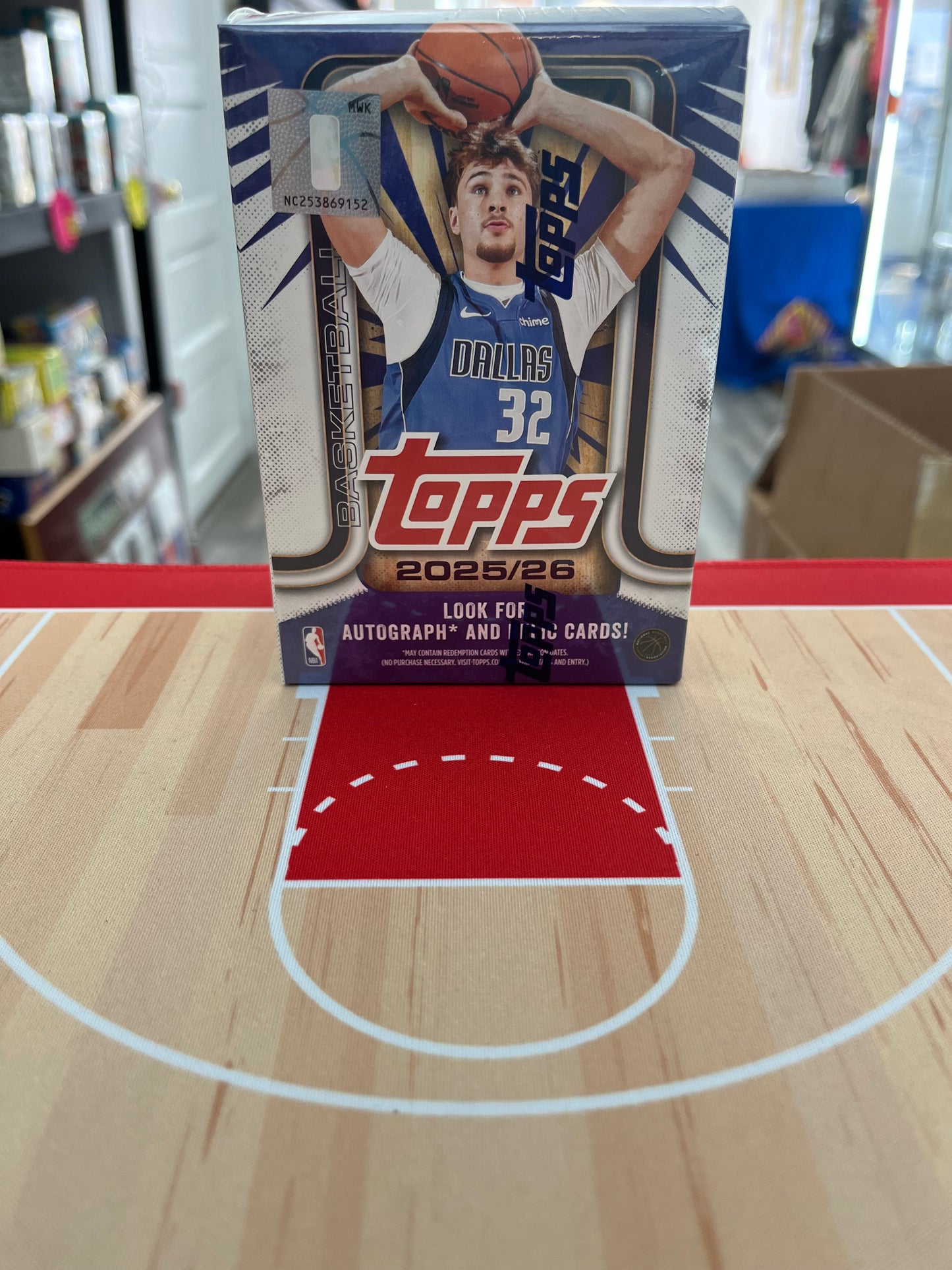 2025-26 TOPPS NBA SEALED BLASTER BOX LOT OF 2 CRAZY HOT!! AUTOS OF LEBRON? STEPH? ONLY $68