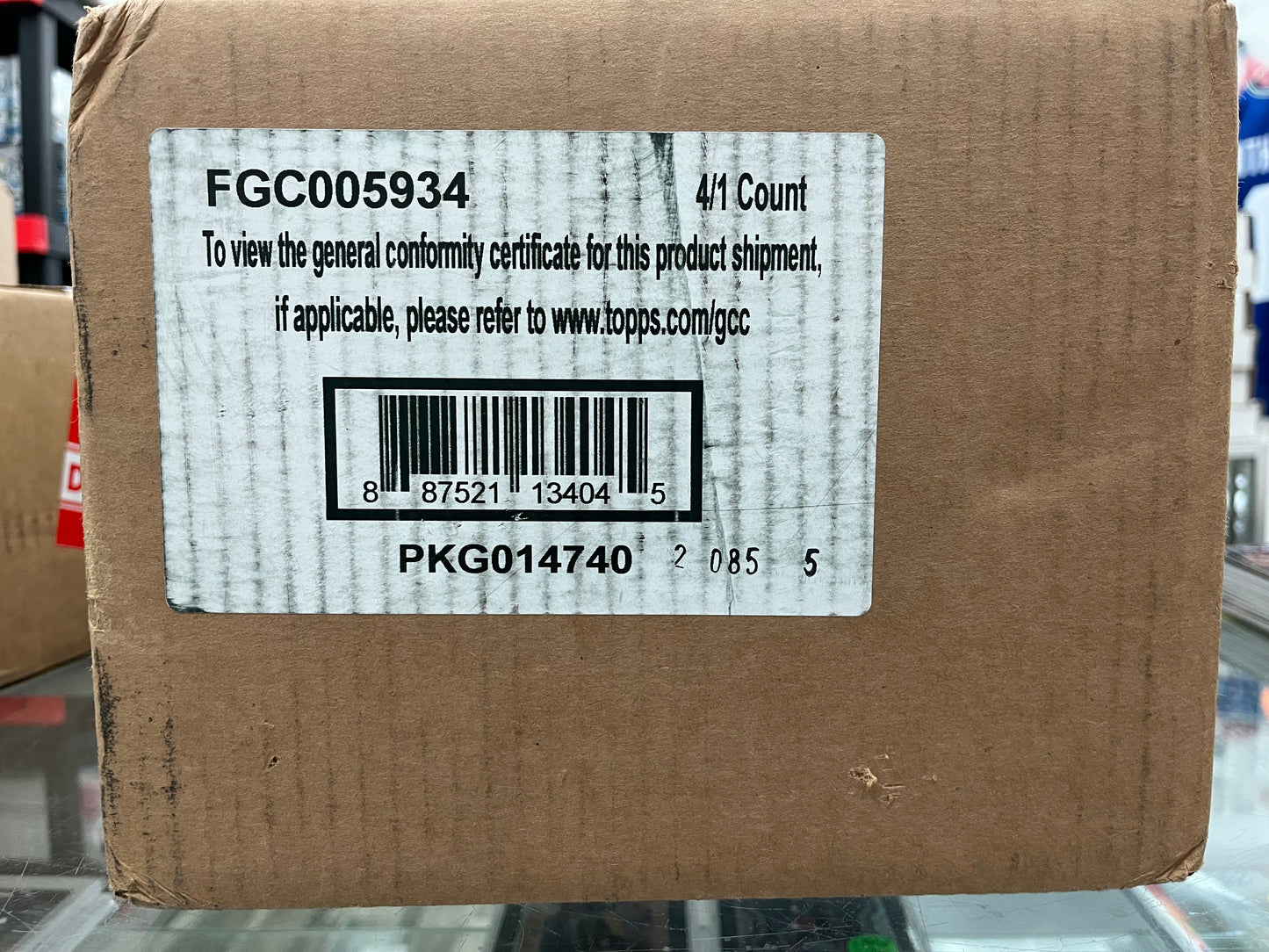2024 TOPPS UFC ROYALTY SEALED HOBBY CASE- 4 BOXES OF CRAZY HITS!!- YOURS FOR $3500