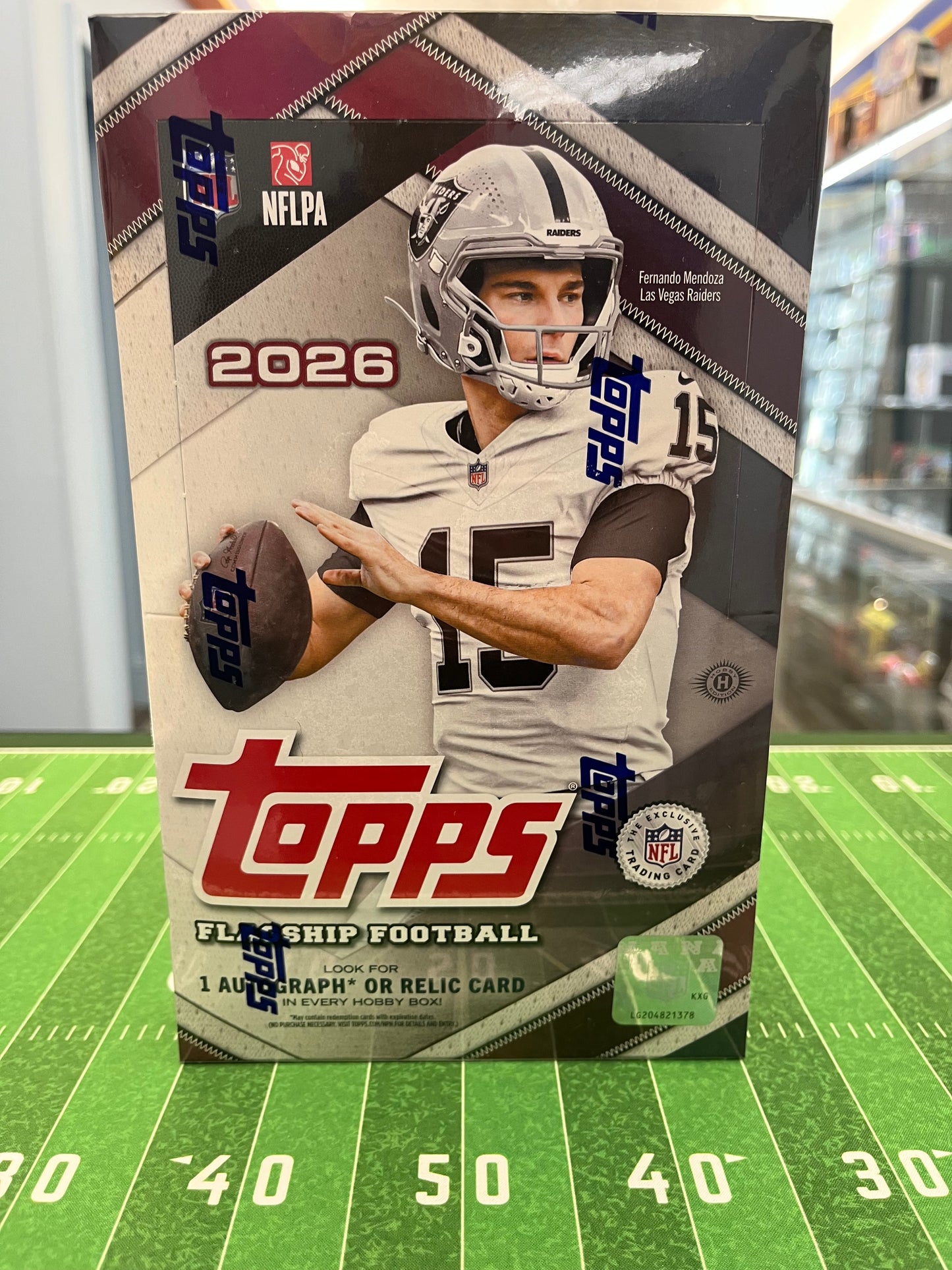 2026 TOPPS NFL FLAGSHIP FOOTBALL SEALED HOBBY BOX $189