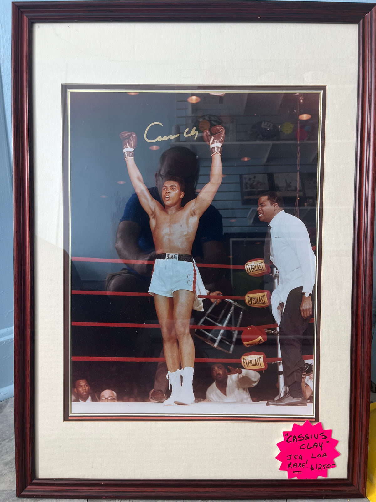 MUHAMMAD ALI SIGNED RARE  "CASSIUS CLAY" ICONIC BOXING PHOTO W/ JSA LOA- $1250 DELIVERED