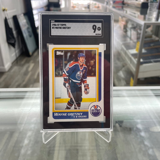 1986-87 Topps Wayne Gretzky SGC 9 NHL Hockey card