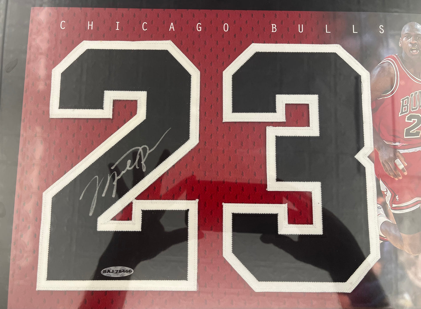 MICHAEL JORDAN GORGEOUS SIGNED AUTO JERSEY NUMBER PHOTO FRAMED W/ UPPER DECK LOA- $4950 delivered