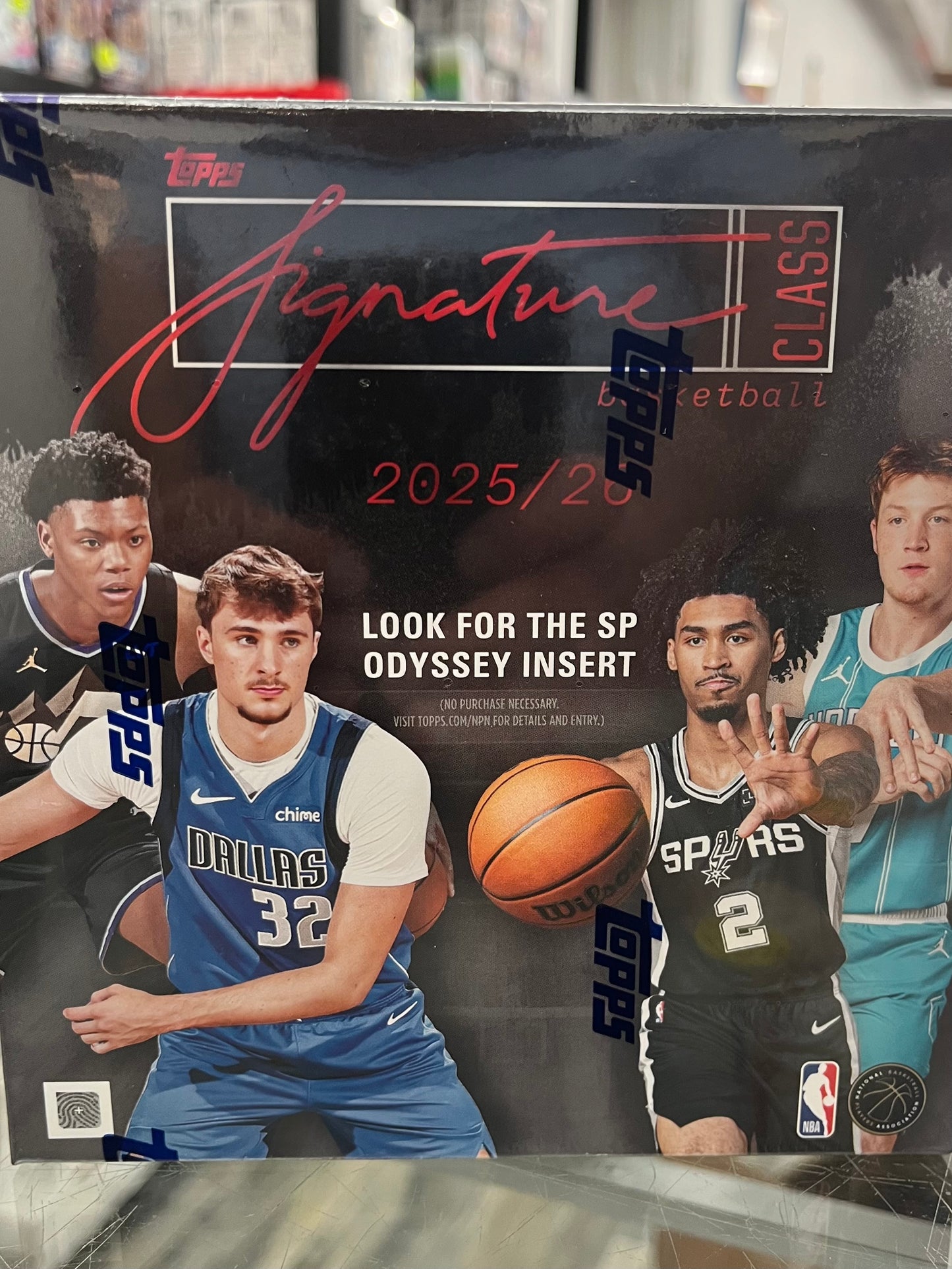 2025-26 TOPPS NBA SIGNATURE CLASS SEALED MEGA BOX W/ COOPER FLAGG RC? - $79