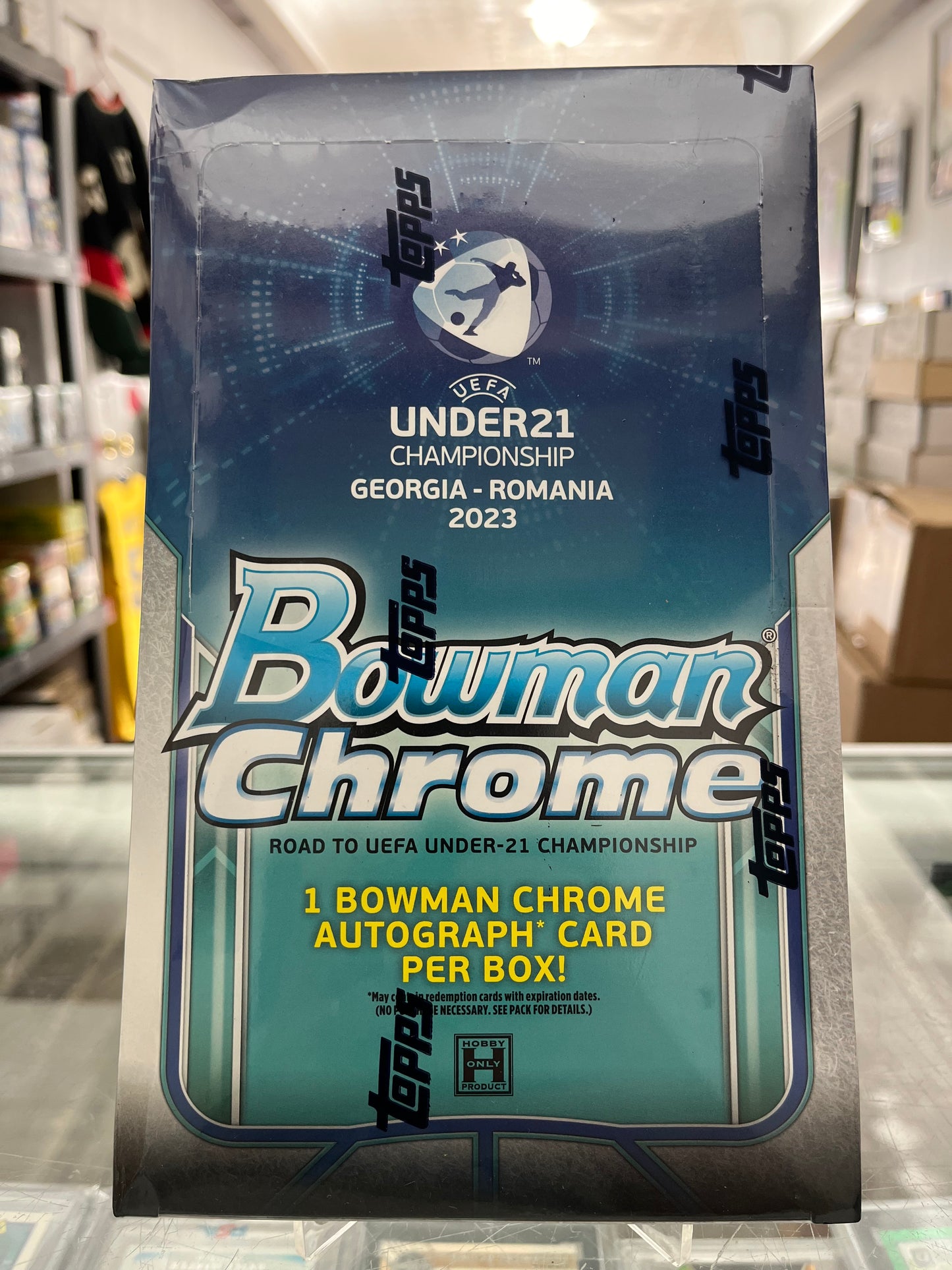 2022- FIRST EVER BOWMAN CHROME SOCCER PRODUCT- UNDER 21 - 1 AUTO AND LOADS OF FIRST CARDS, ONLY $75