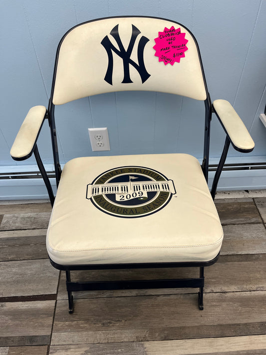 AUTHENTIC YANKEE STADIUM CLUBHOUSE LOCKER ROOM CHAIR USED BY MARK TEIXEIRA SUPER COOL!!